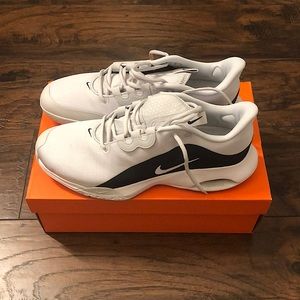 Nike Air Max Volley (US 10.5)